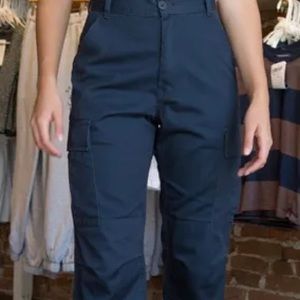 Brandy Melville Navy Cargo Pants 🧵🪡